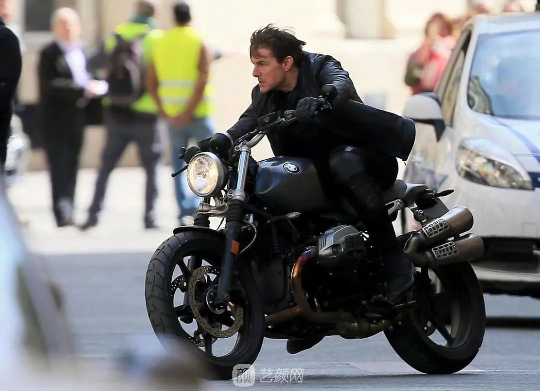 鼻中隔偏曲手術(shù)費(fèi)用多少？鼻中隔偏曲手術(shù)費(fèi)用多少影響因素？