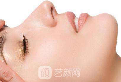 隆鼻手術(shù)你要了解的4個(gè)關(guān)鍵。