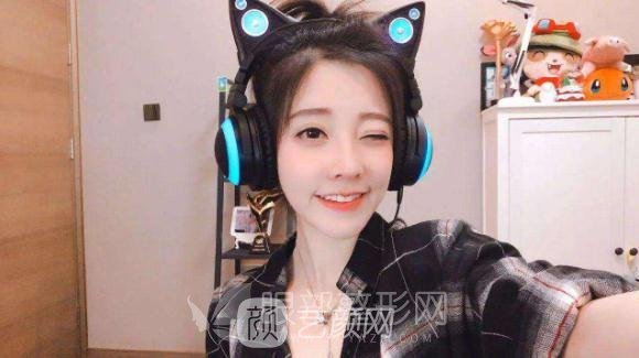 斗魚第一女主播馮提莫的進(jìn)化史：從素人到網(wǎng)紅！