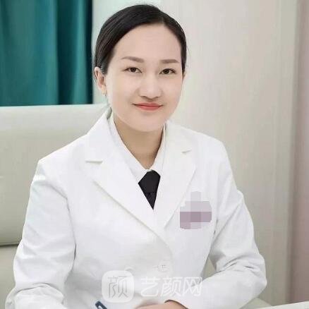 陳恒君