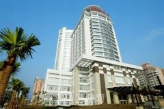 重慶公立三甲醫(yī)院牙科排